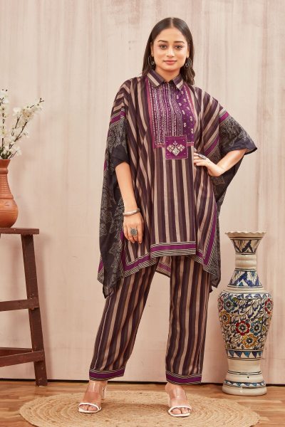 CHANDERI PRINTED KAFTAN WITH FINE COTTON LINER PANT 