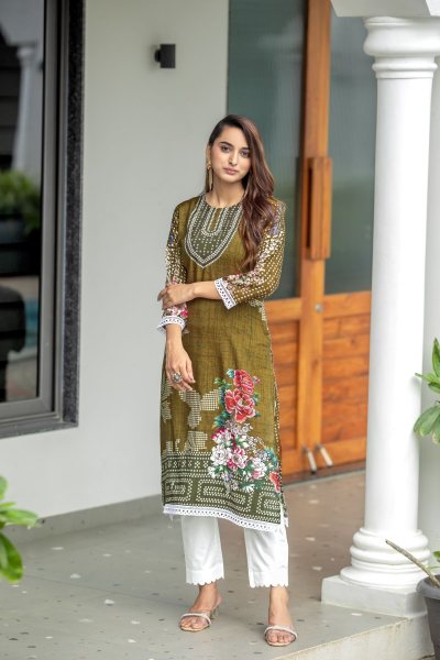 FLORAL PRINTED KURTA WITH TROUSER KURTA SET