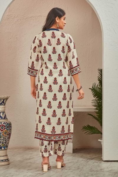 KURTA SET WITH STAND NECK DESIGN KURTA SET