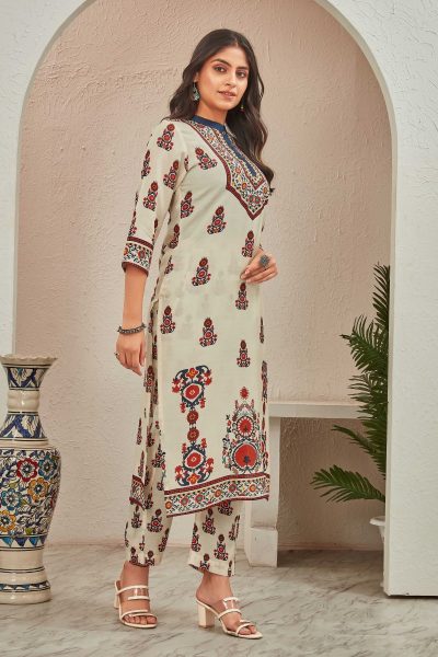 KURTA SET WITH STAND NECK DESIGN KURTA SET