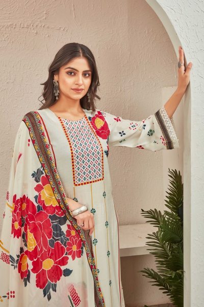 PURE MUSLINE KURTA SET WITH CHIFFON DUPATTA SUITS